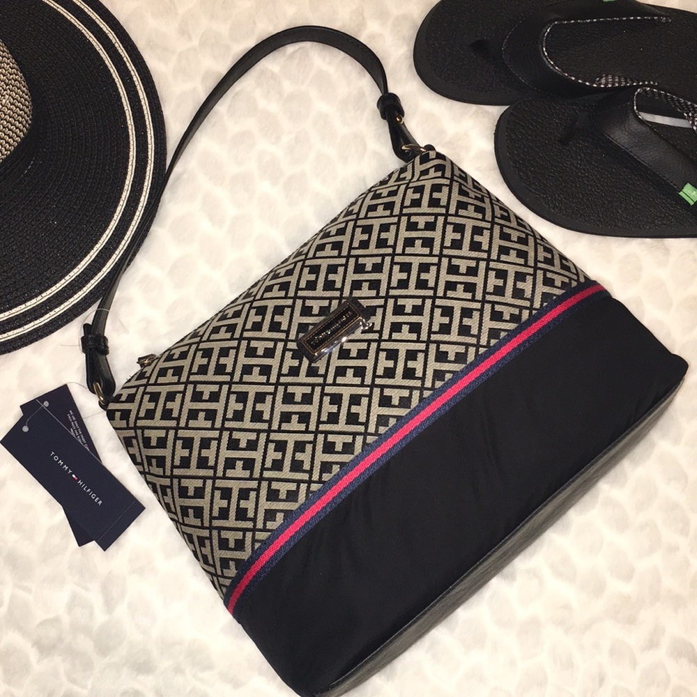 Tommy Hilfiger Monogram Hobo Handbag Tan Black NEW